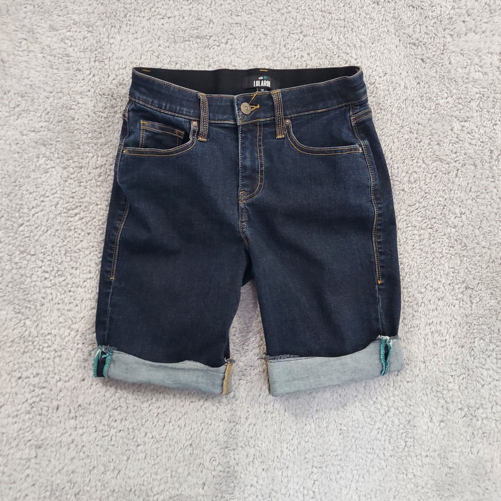 LuLaRoe Denim Shorts Women's 26 Dark Wash Cuffed Bermuda Stretchy Indigo